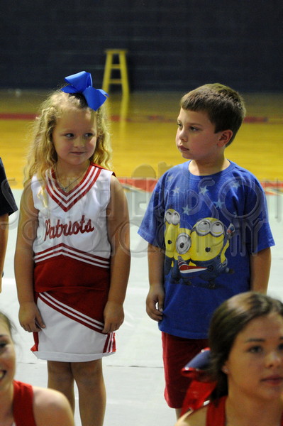 8-28 WA Pep Rally 074.JPG - SCRIVENER D300